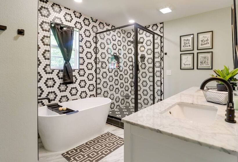 Spacious Grove Home Rental: Yard Games, Fire Pit!