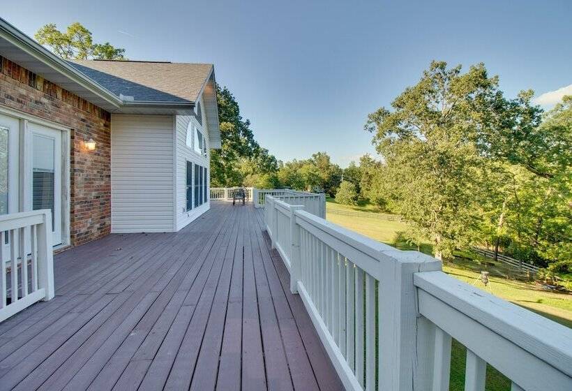 Spacious Home Near Norfork Lake W/ Wraparound Deck