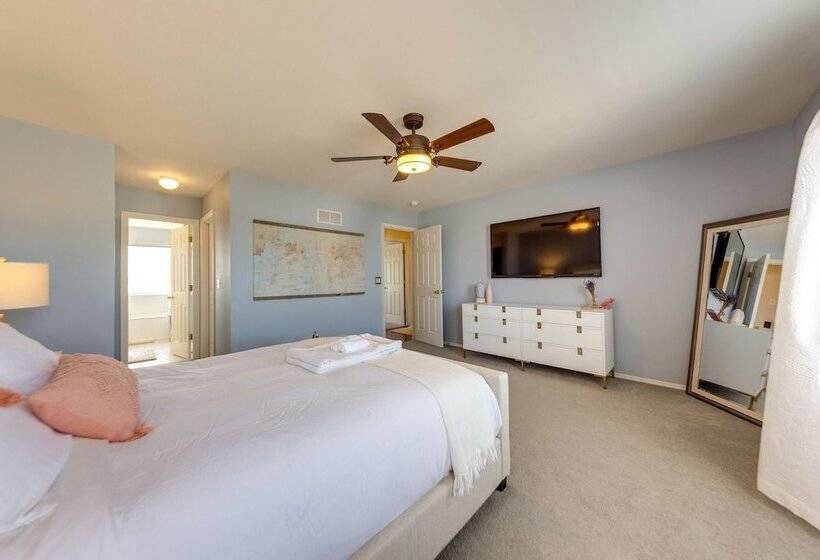 Spacious O Fallon Vacation Home: 30 Mi To St Louis