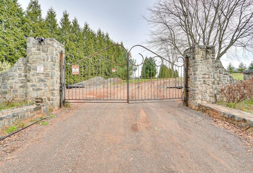 Spacious Virginia Retreat W/ Deck & Scenic Views!