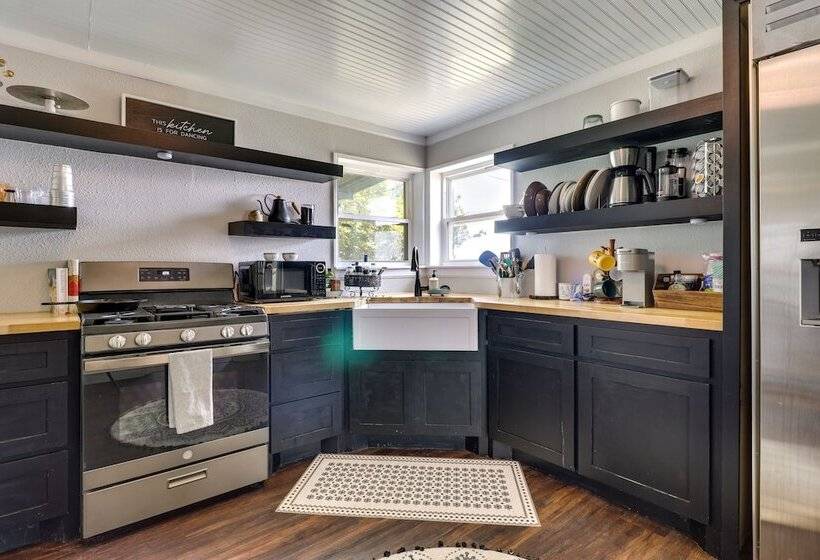 Starlite Ranch  2 Acres W/ Views ~ 18 Mi To Waco