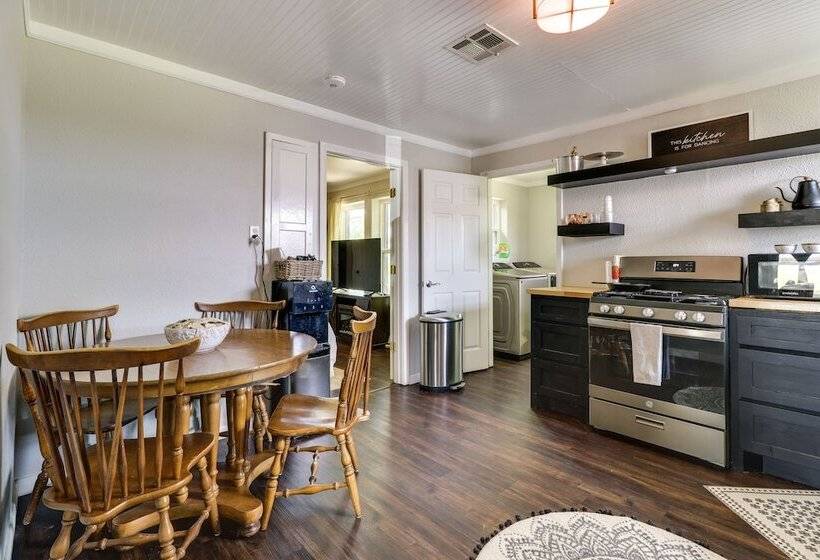 Starlite Ranch  2 Acres W/ Views ~ 18 Mi To Waco