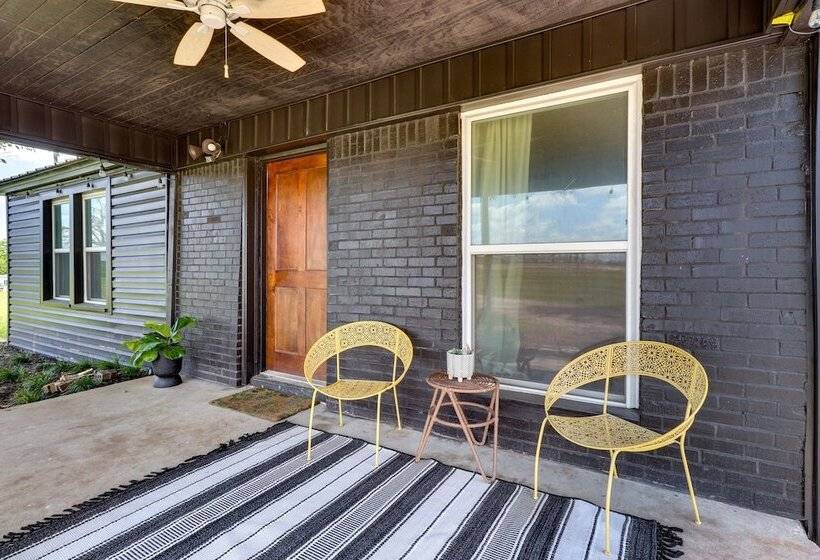 Starlite Ranch  2 Acres W/ Views ~ 18 Mi To Waco