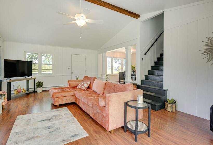 Stunning Au Gres Retreat W/ Grill < 1 Mi To Marina