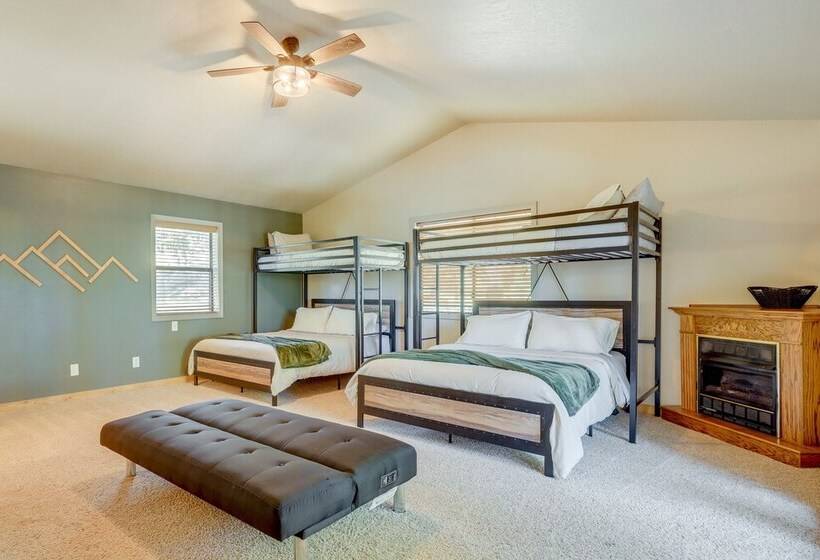 Stylish Angel Fire Cabin W/ Deck   2 Mi To Ski Mtn