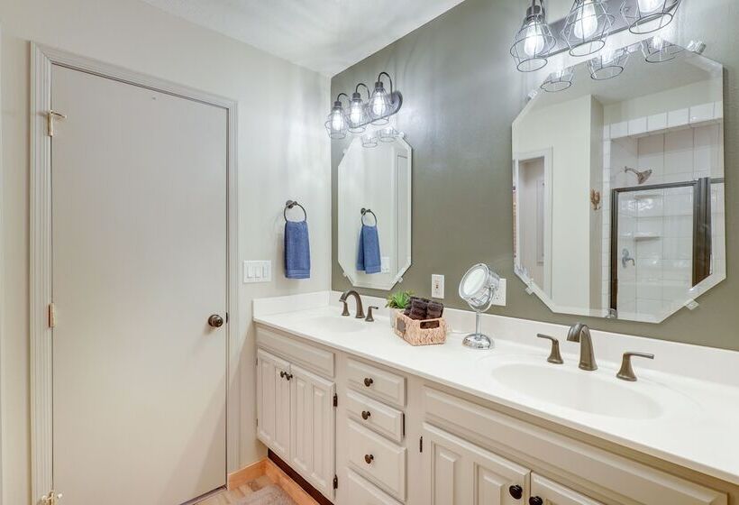 Stylish Angel Fire Cabin W/ Deck   2 Mi To Ski Mtn