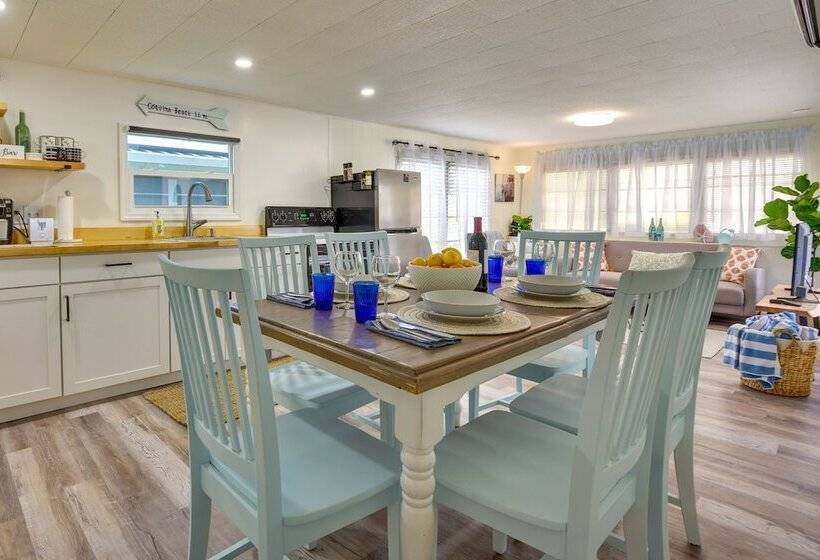 Sunny Bradenton Retreat   Visit Anna Maria Island!