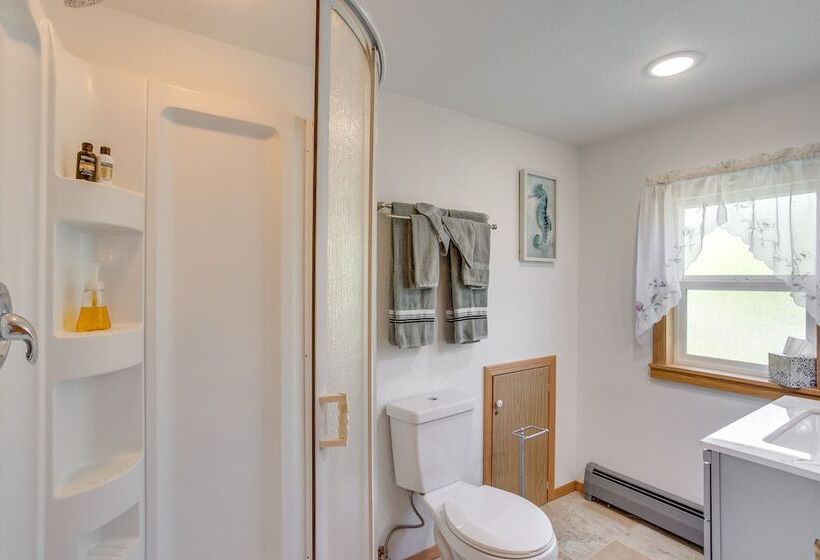 Sunny Cedaredge Home W/ Mtn Views   Hike & Fish!