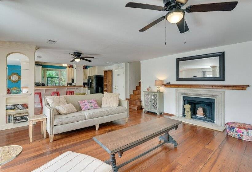 Texas Escape W/ Private Pool, Grill & Balconies!