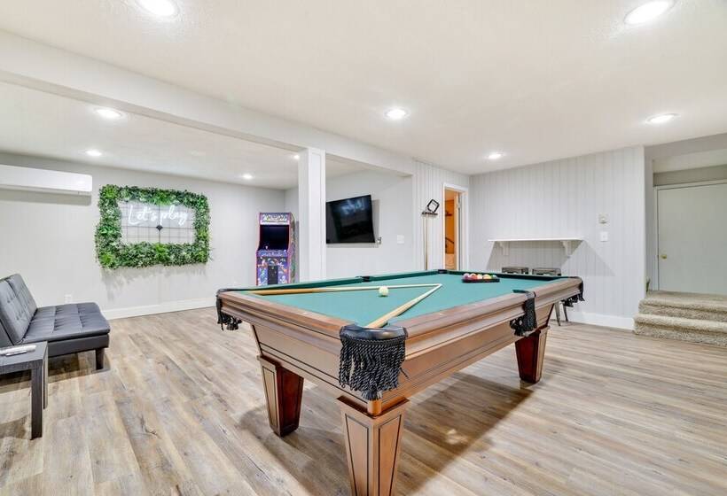 Tobyhanna Home W/ Hot Tub & Community Perks!