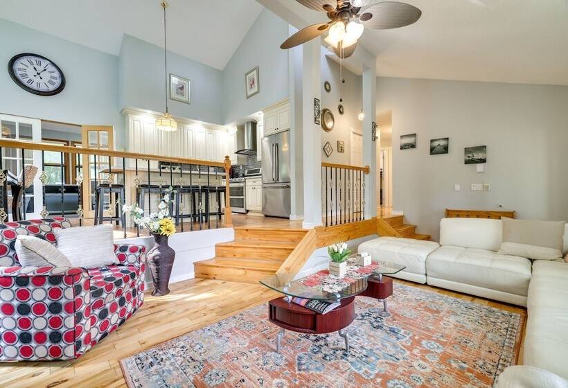 Tobyhanna Retreat W/ Deck, Pool + Lake Access!