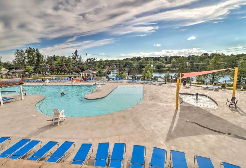 Tobyhanna Retreat W/ Deck, Pool + Lake Access!