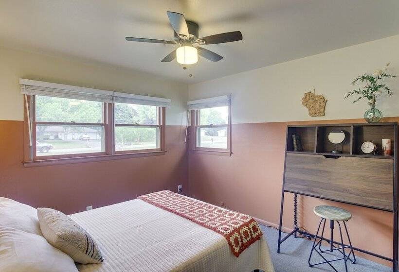 Updated Plymouth Home ~ 5 Mi To Road America!