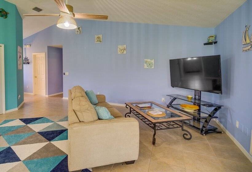 Pet Friendly Sebastian Home: W/ Porch + Lake View!