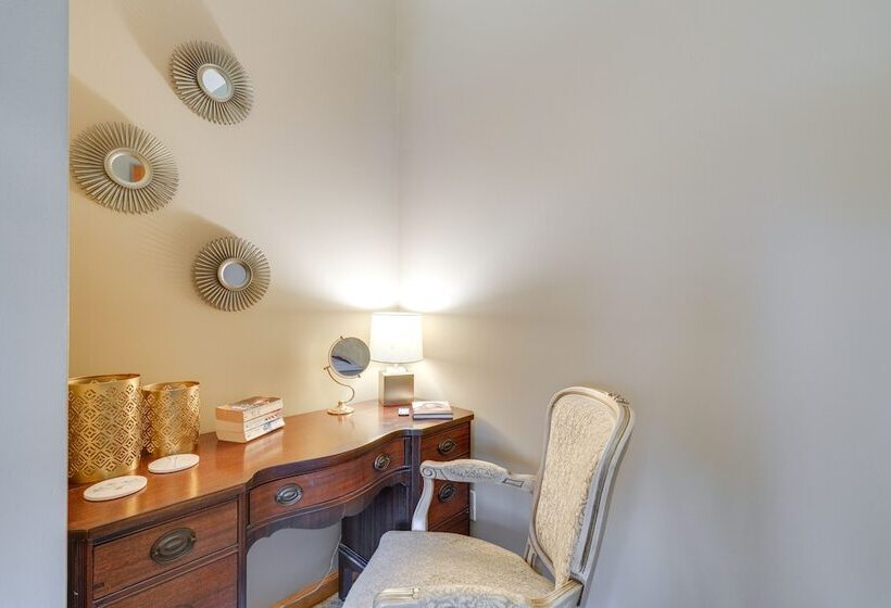 Waterfront Bristol Area Retreat W/ Boat Dock