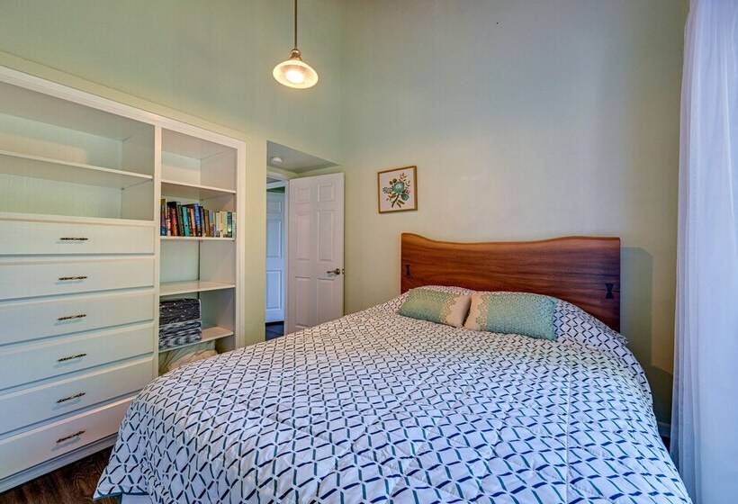 Private Beach At Waterfront Harstine Island Escape