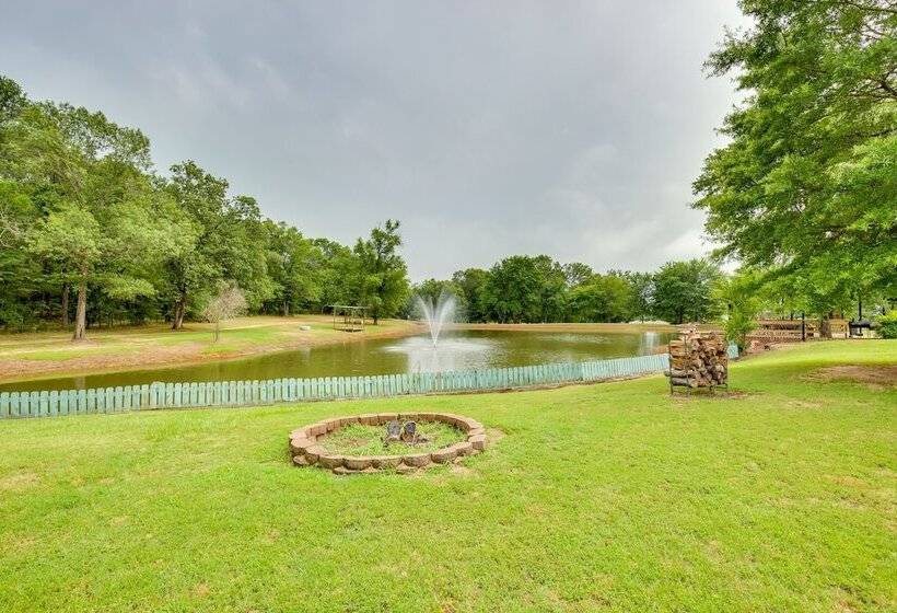Waterfront Lake Fork Vacation Home W/ Boat Dock!