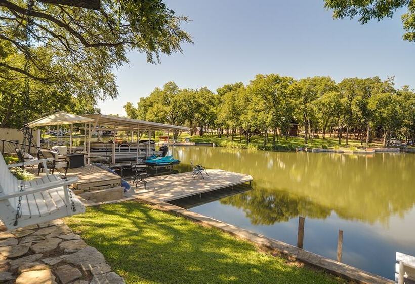 Waterfront Lake Lbj Cabin W/ Private Dock!