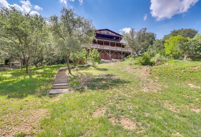 Waterfront Spicewood Home: Deck, Fire Pit & Grill