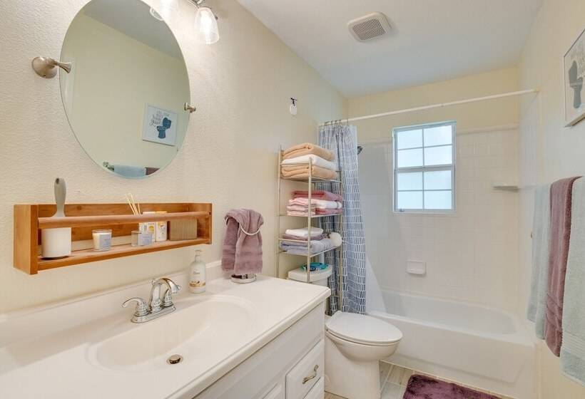 Deck, Grill & Fire Pit: Waterfront Texas Retreat