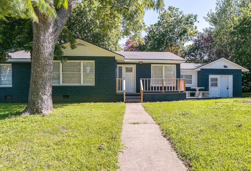 Casino Cottage  Getaway: 4 Mi To Choctaw Casino!