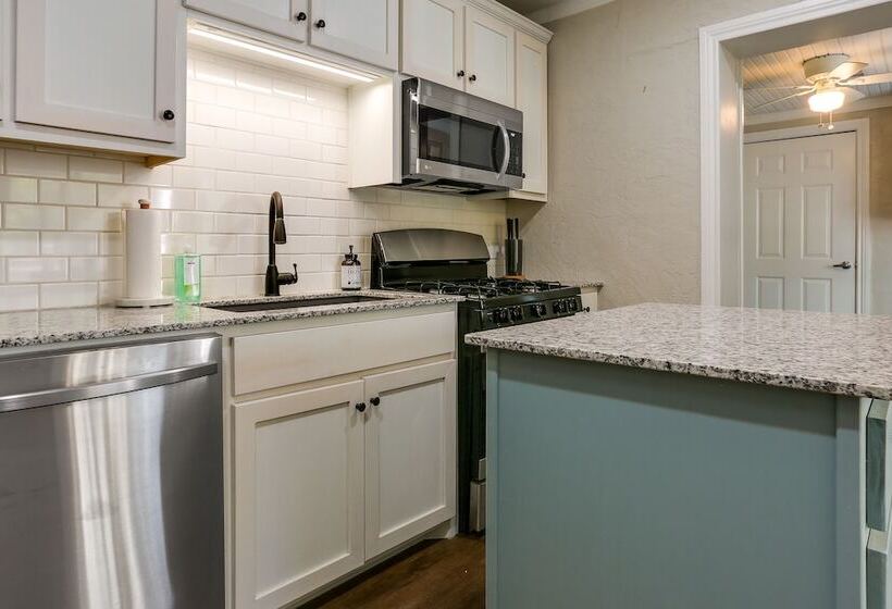 Casino Cottage  Getaway: 4 Mi To Choctaw Casino!