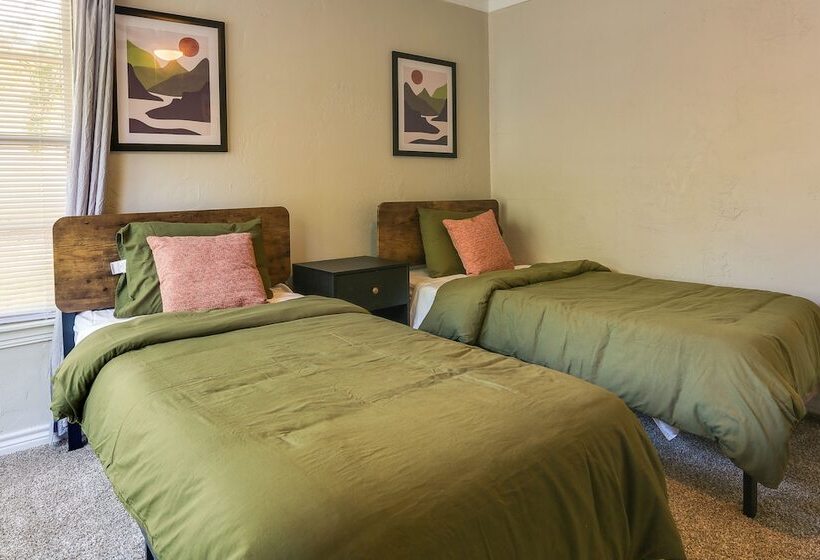 Casino Cottage  Getaway: 4 Mi To Choctaw Casino!