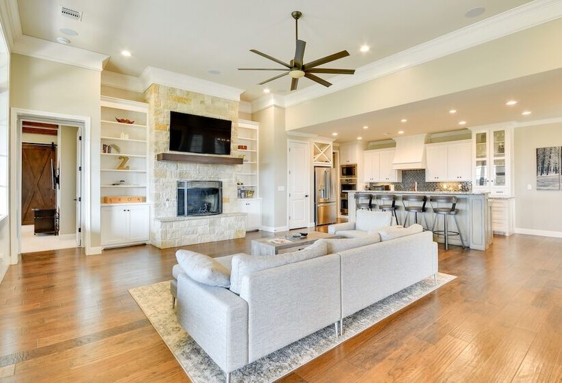 Wfh Friendly Amarillo Home W/ Furnished Patio!