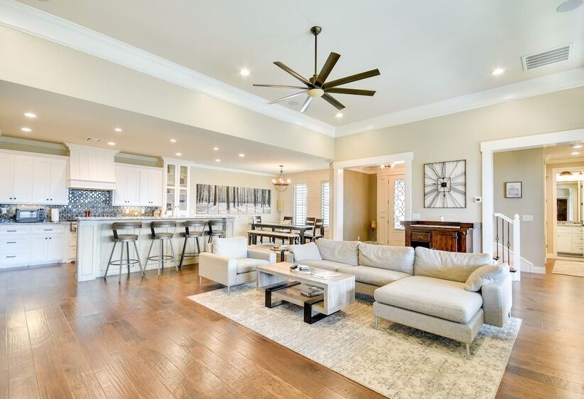 Wfh Friendly Amarillo Home W/ Furnished Patio!