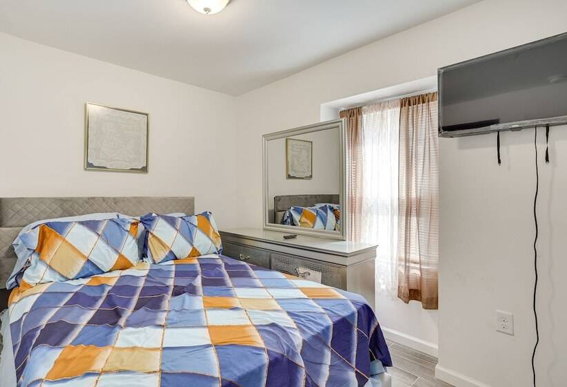 Wilmington Home ~ 28 Mi To Downtown Philadelphia!