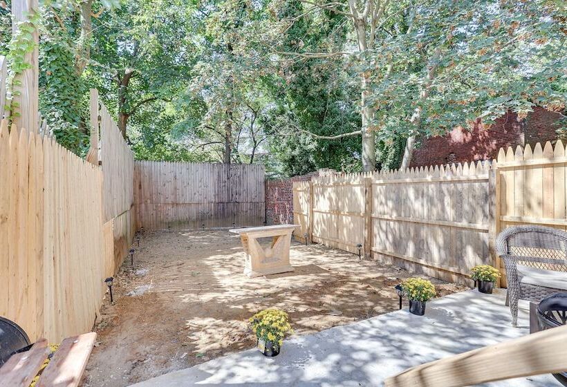 Wilmington Home ~ 28 Mi To Downtown Philadelphia!