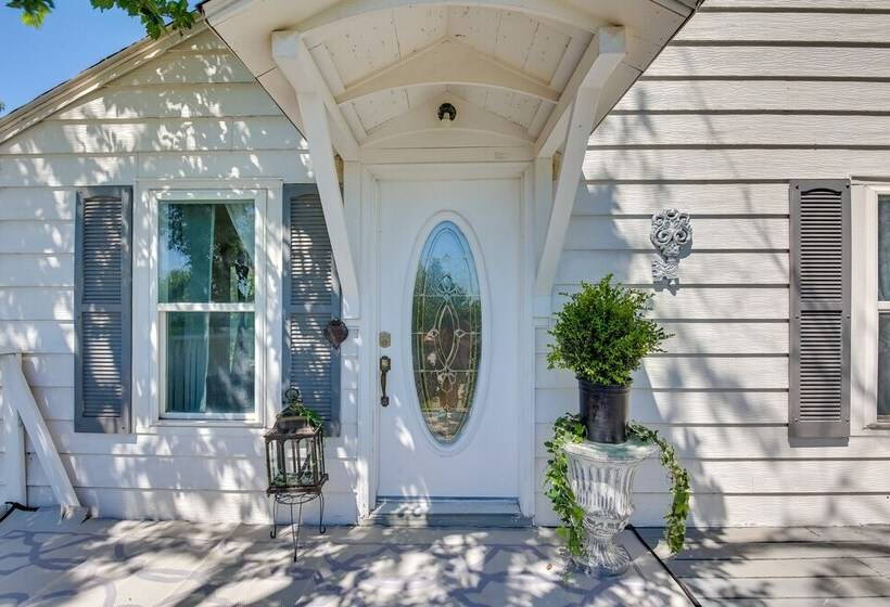 Wyoming Retreat W/ Furnished Porch, Near Fishing!