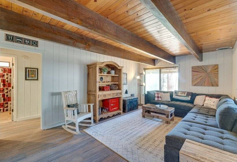 Airy Arnold Cabin Stay W/ Deck + Mountain Views!