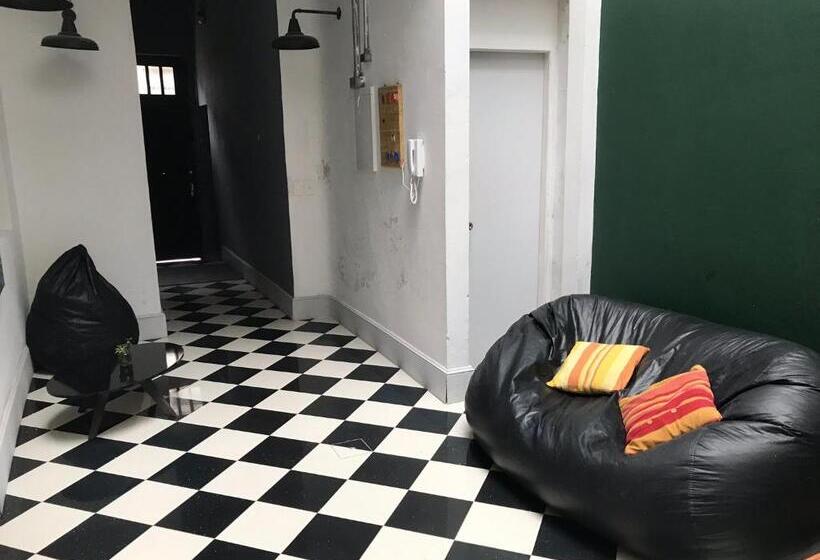 Общежитие Ahivá Espacio Temporal