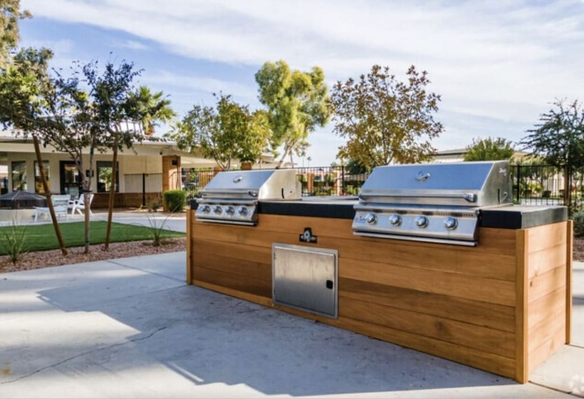 Общежитие Stay Smart Modern Travelodge