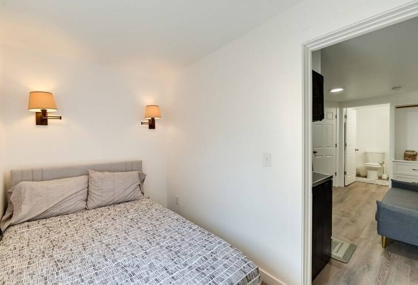 Apartment Near Juneau Downtown Historic District