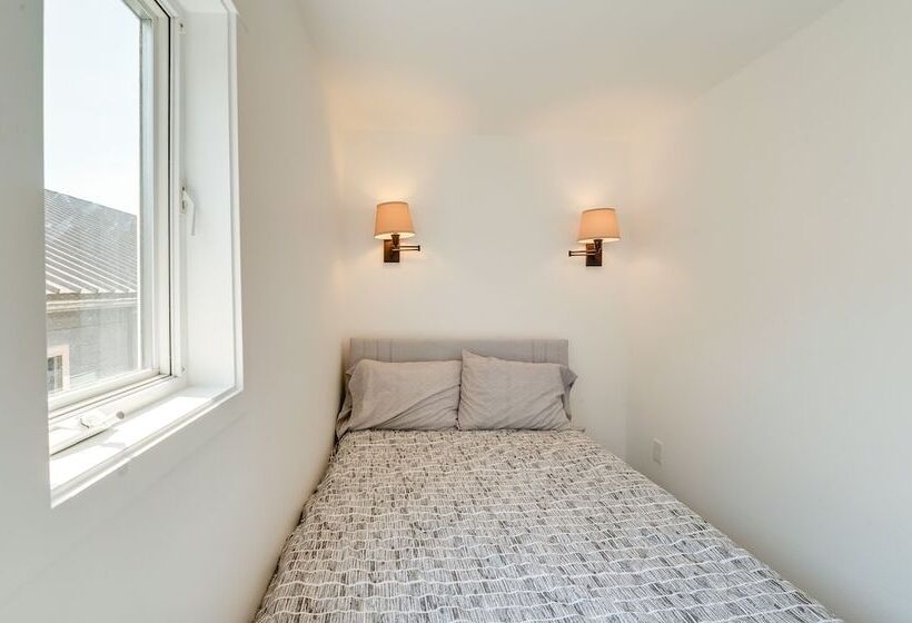 Apartment Near Juneau Downtown Historic District