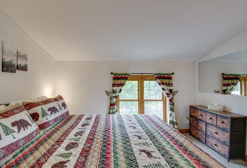 Backus Lakefront Cabin W/ Fire Pit, Dock Access!