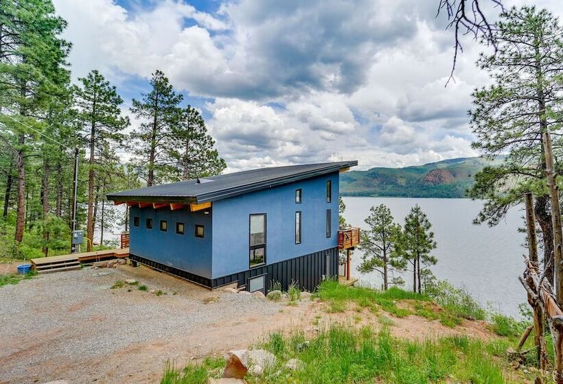 Bayfield Waterfront Cabin: Game Room & Lake Views!