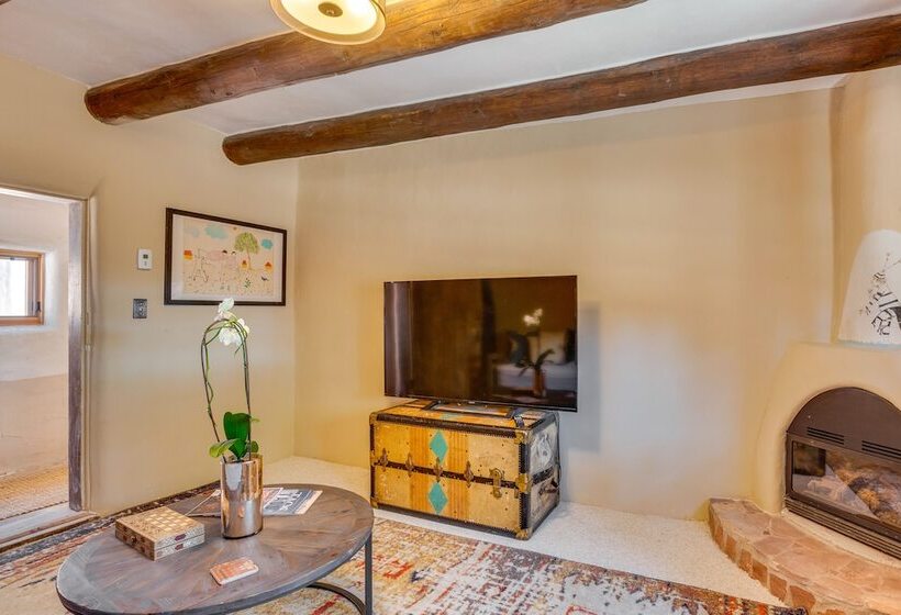 Beautiful Historic Adobe Home ~ 3 Mi To Taos Plaza