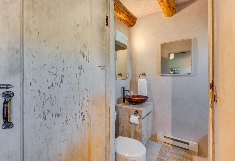 Beautiful Historic Adobe Home ~ 3 Mi To Taos Plaza