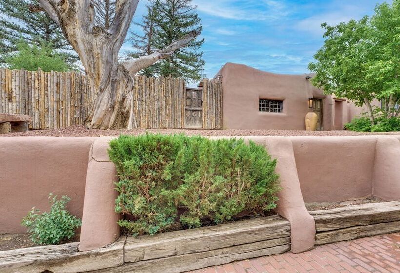 Beautiful Historic Adobe Home ~ 3 Mi To Taos Plaza