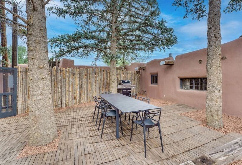 Beautiful Historic Adobe Home ~ 3 Mi To Taos Plaza