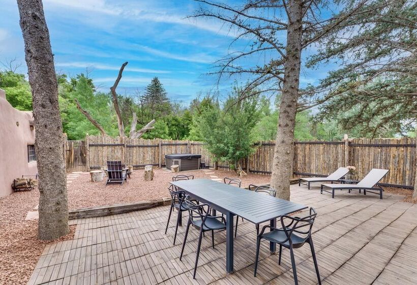 Beautiful Historic Adobe Home ~ 3 Mi To Taos Plaza