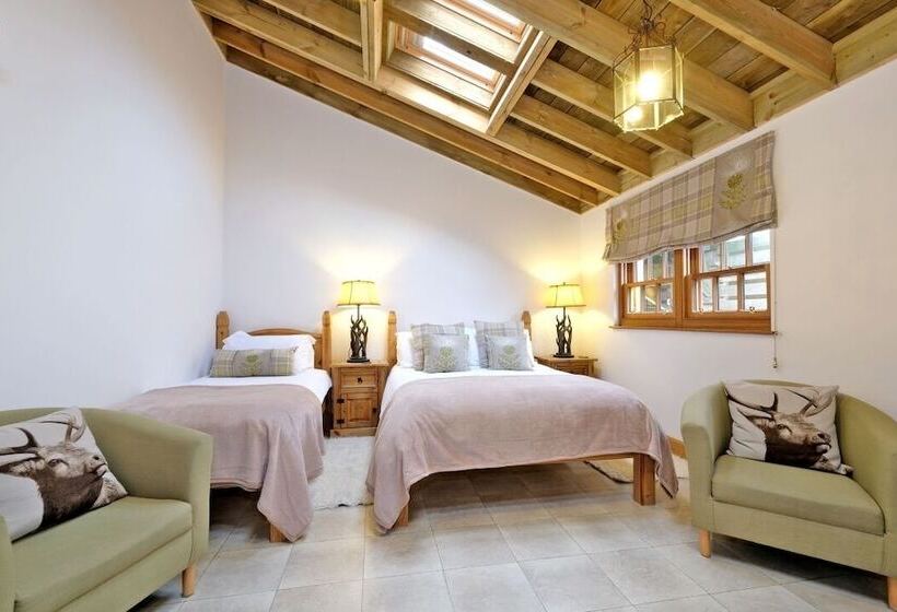 צימר Castleview Apartments