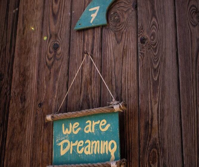 تختخواب و صبحانه Eldorado Lodge & Restaurant