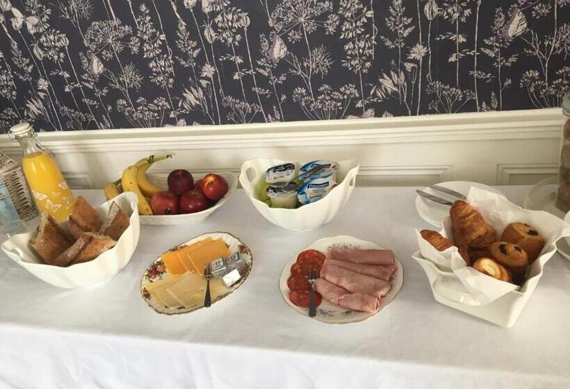 ベッドアンドブレックファースト Le Presbytère Chambre D Hôtes