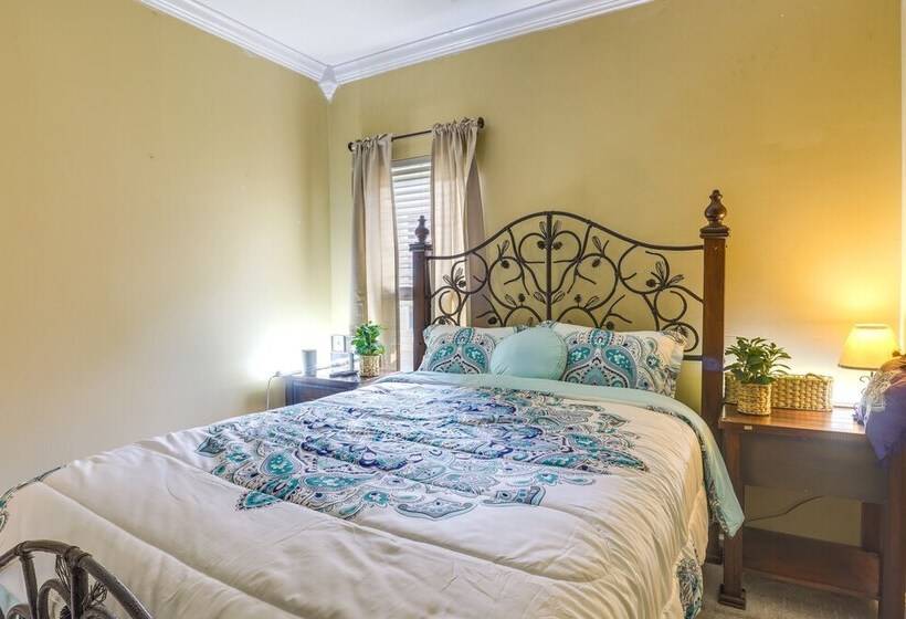 Birmingham Home W/ Yard   15 Mi To Downtown!