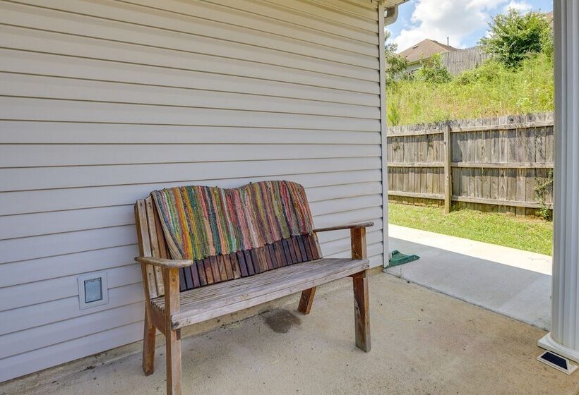 Birmingham Home W/ Yard   15 Mi To Downtown!