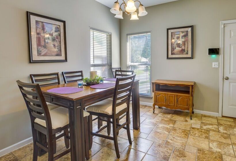 Birmingham Home W/ Yard   15 Mi To Downtown!